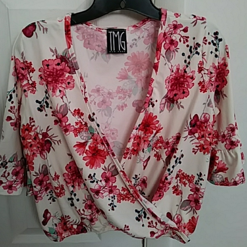 Sexy Floral Crop Top